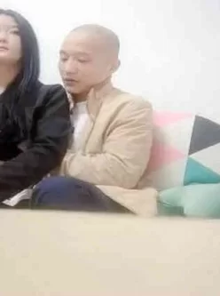 手机选秀约炮气质美乳兼职美女各种姿势草到下面出白浆[01:38:03]